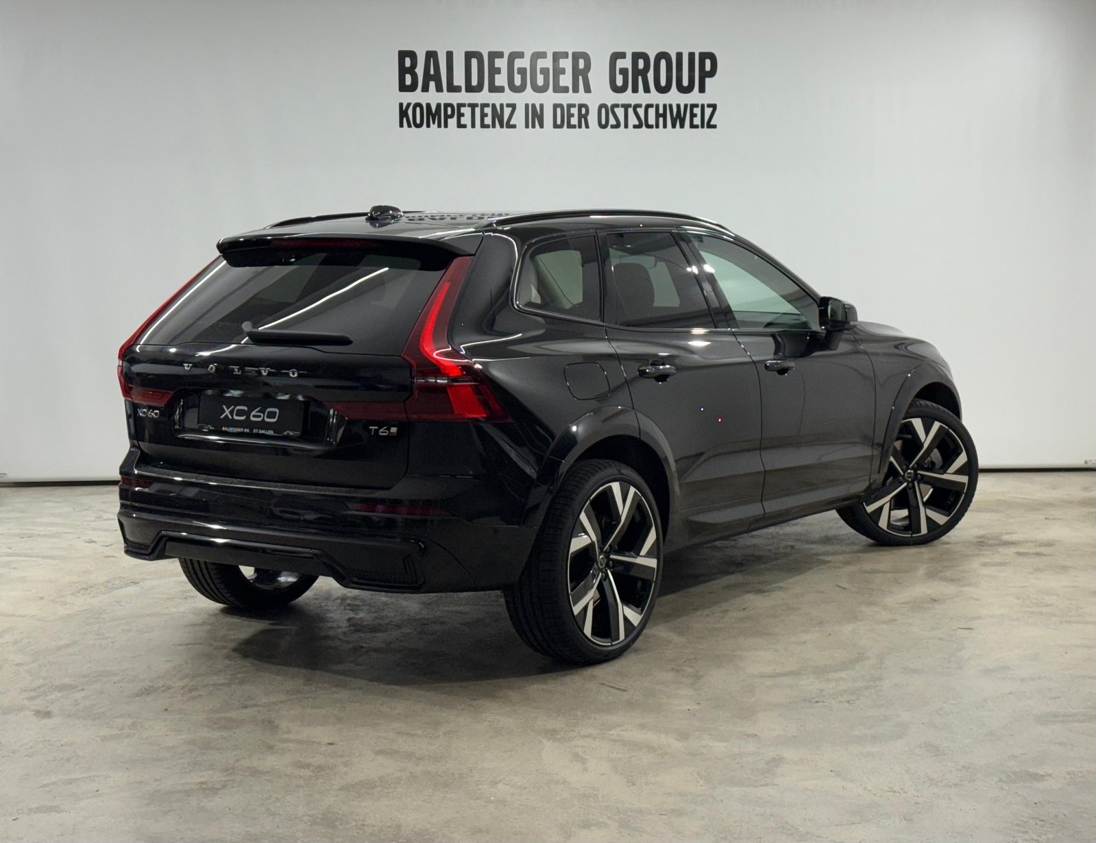 VOLVO XC60 2.0 T6 TE Ultra Dark eAWD, Hybride Intégral Essence/Électricité, Voiture nouvelle, Automatique - 3