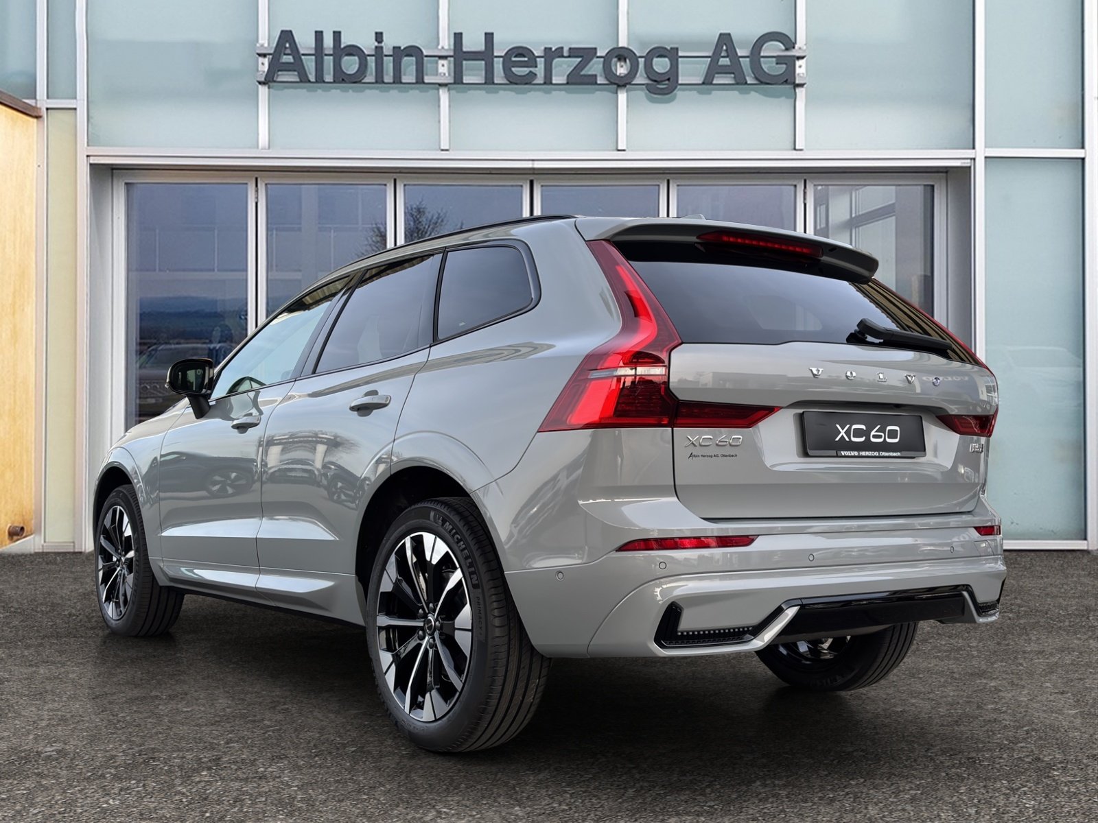 VOLVO XC60 2.0 B5 MH Ultra Dark AWD, Hybride Léger Essence/Électricité, Voiture nouvelle, Automatique - 3
