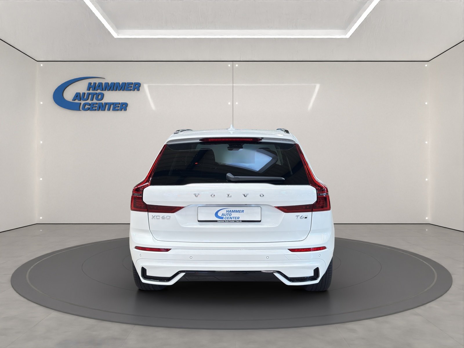 VOLVO XC60 2.0 T6 TE Ultra Dark eAWD, Hybride Rechargeable Essence/Électricité, Voiture nouvelle, Automatique - 4