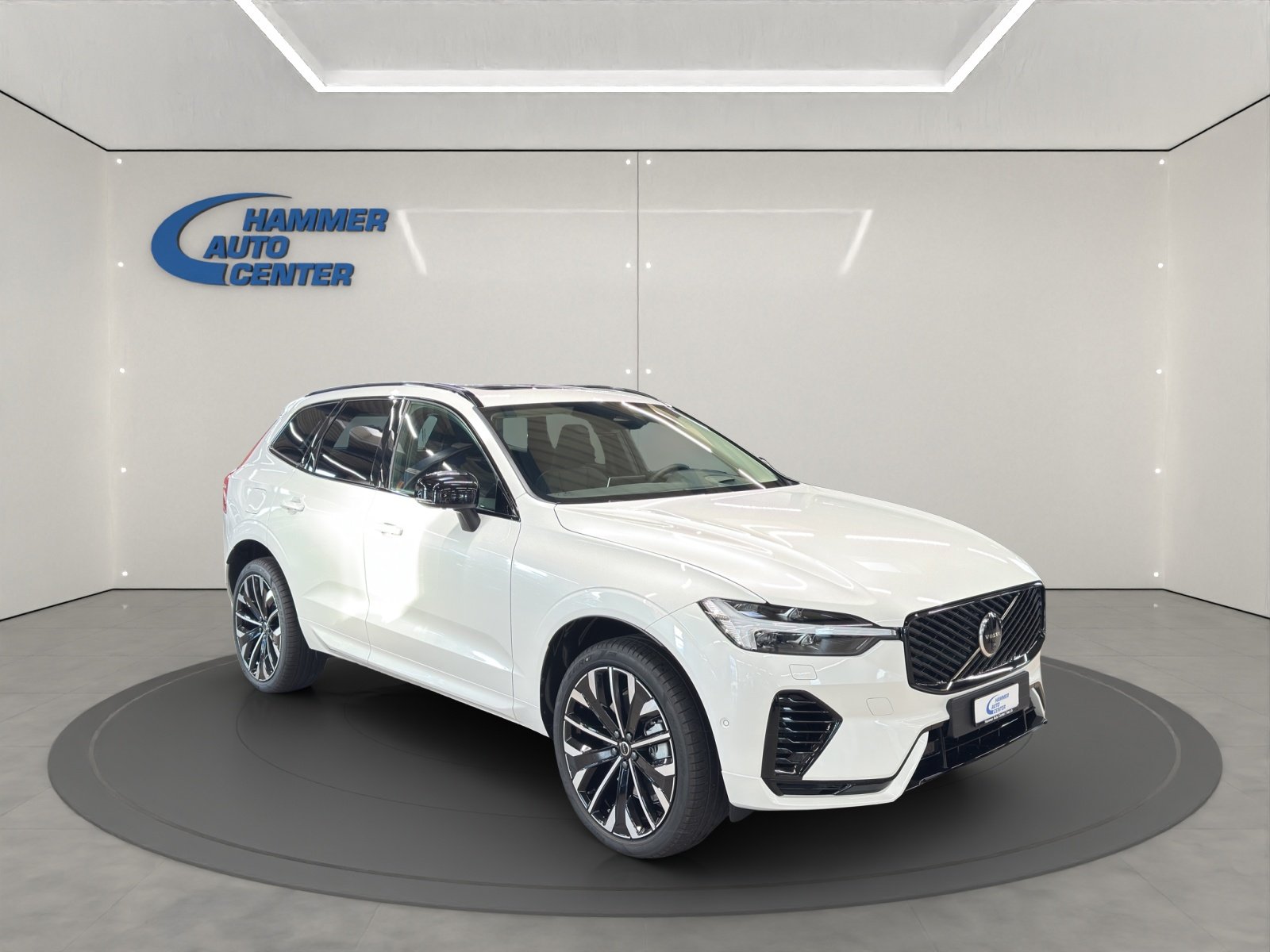 VOLVO XC60 2.0 T6 TE Ultra Dark eAWD, Hybride Rechargeable Essence/Électricité, Voiture nouvelle, Automatique - 7