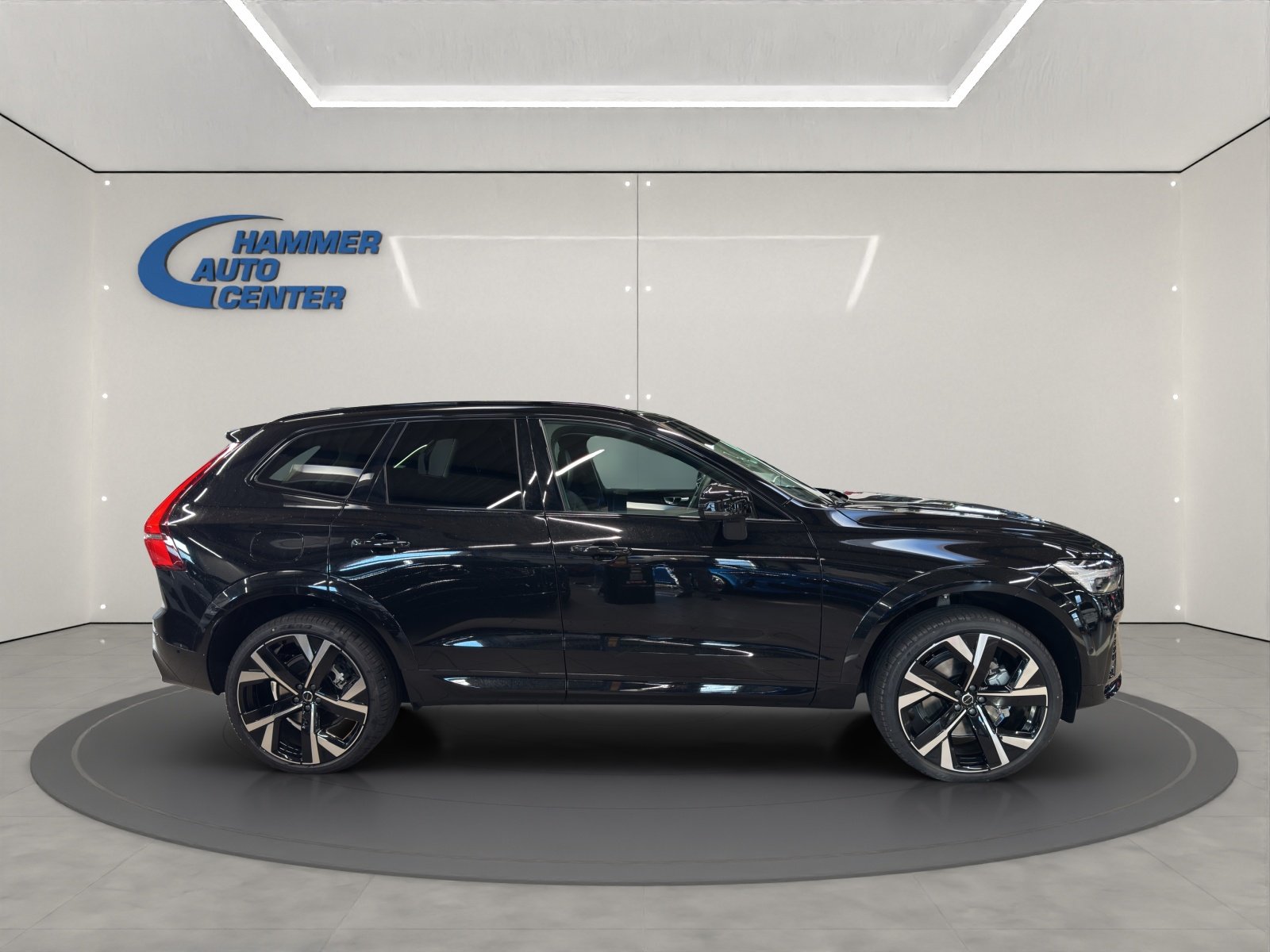 VOLVO XC60 2.0 T8 TE Ultra Dark eAWD, Hybride Rechargeable Essence/Électricité, Voiture nouvelle, Automatique - 6