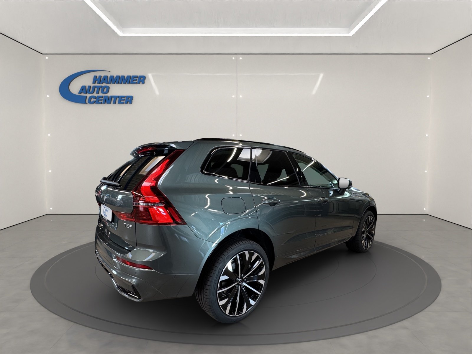 VOLVO XC60 2.0 T8 TE Ultra Dark eAWD, Plug-in-Hybrid Petrol/Electric, New car, Automatic - 4