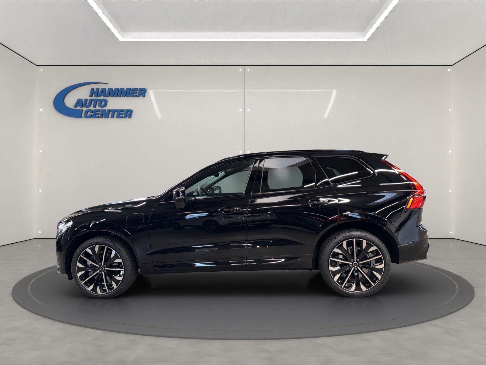 VOLVO XC60 2.0 T6 TE Ultra Dark eAWD, Plug-in-Hybrid Benzin/Elektro, Neuwagen, Automatik - 2