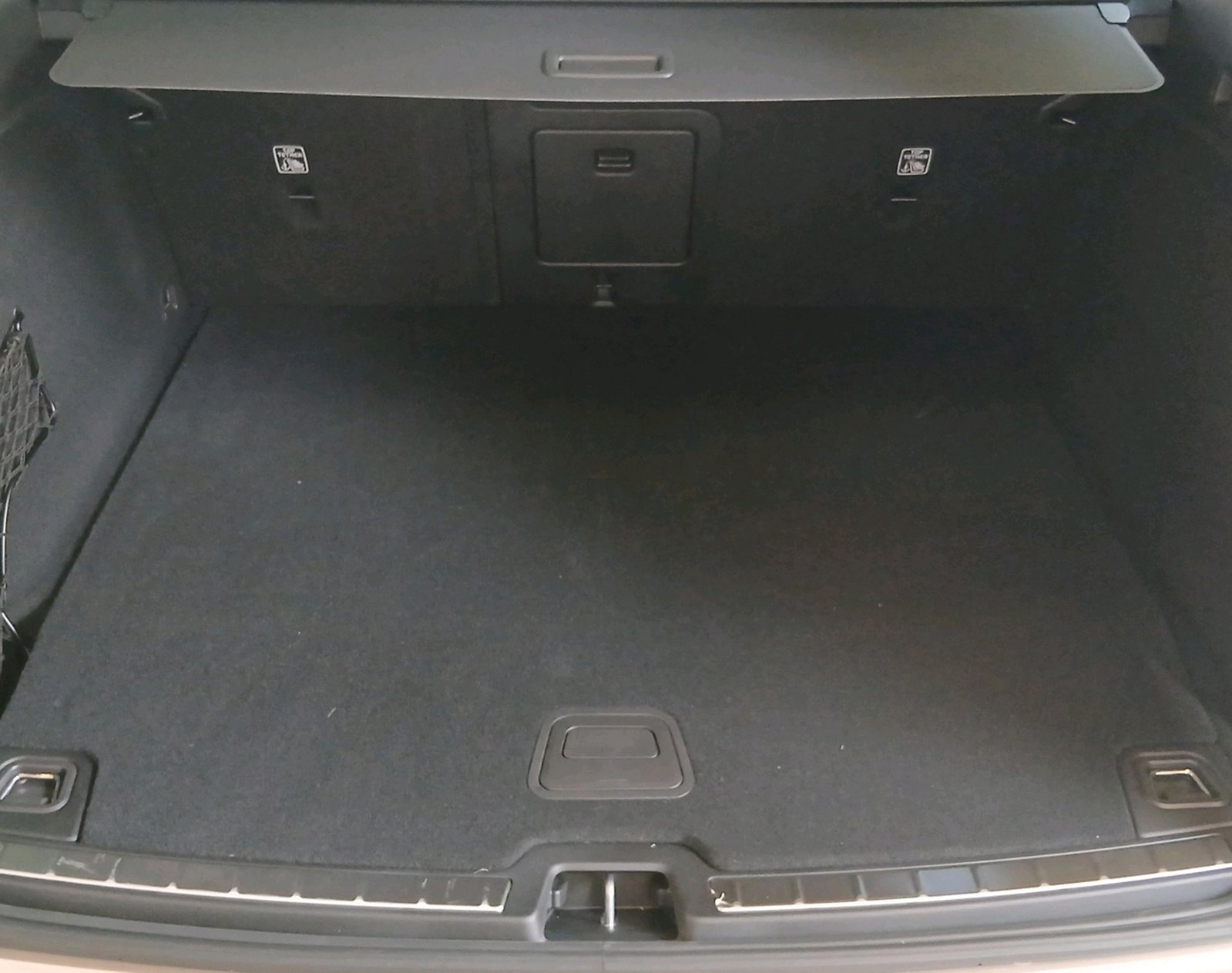 VOLVO XC60 2.0 T6 TE Ultra Dark eAWD, Full-Hybrid Petrol/Electric, New car, Automatic - 6