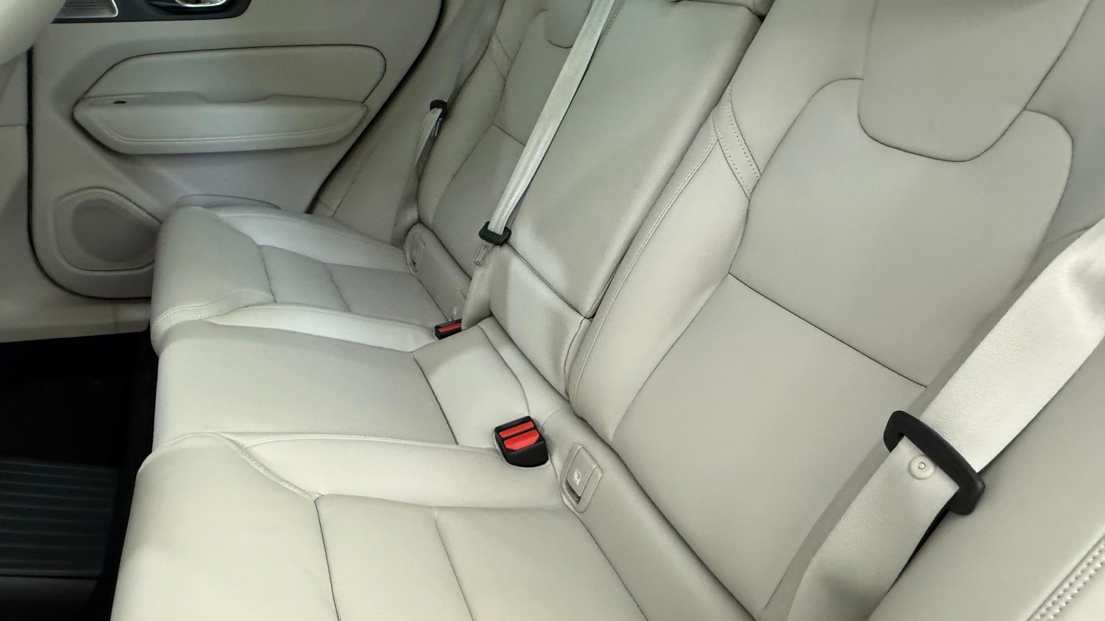 VOLVO XC60 2.0 T6 TE Ultra Bright eA, Hybride Integrale Benzina/Elettrica, Auto nuove, Automatico - 6