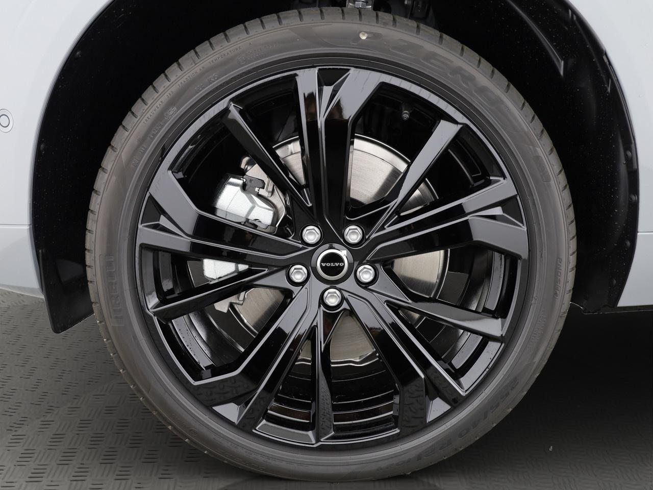 VOLVO XC60 2.0 T8 TE Black Edition eAWD, Plug-in-Hybrid Benzin/Elektro, Neuwagen, Automatik - 6