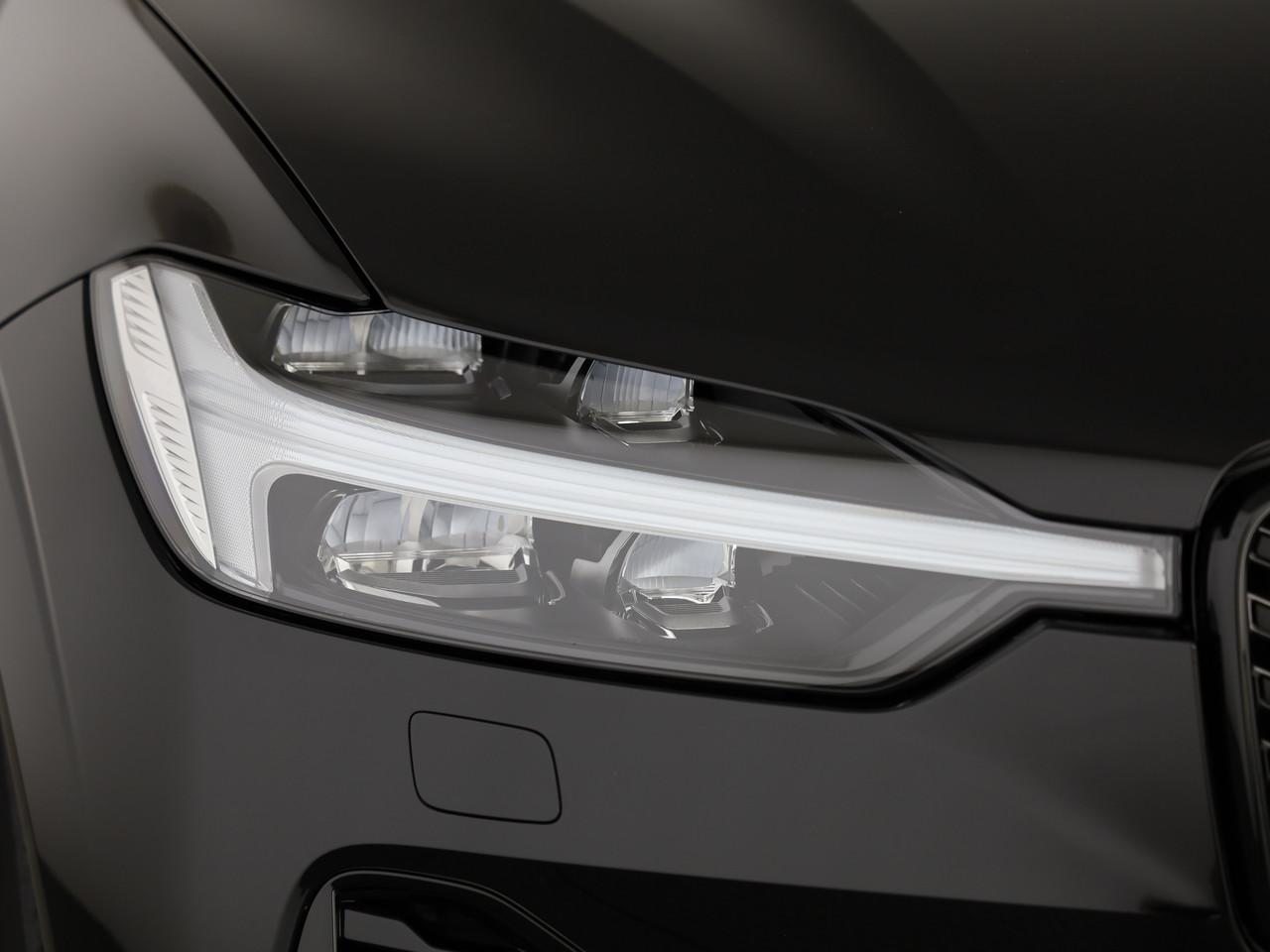 VOLVO XC60 2.0 T6 TE Ultra Dark eAWD, Plug-in-Hybrid Benzina/Elettrica, Auto nuove, Automatico - 6