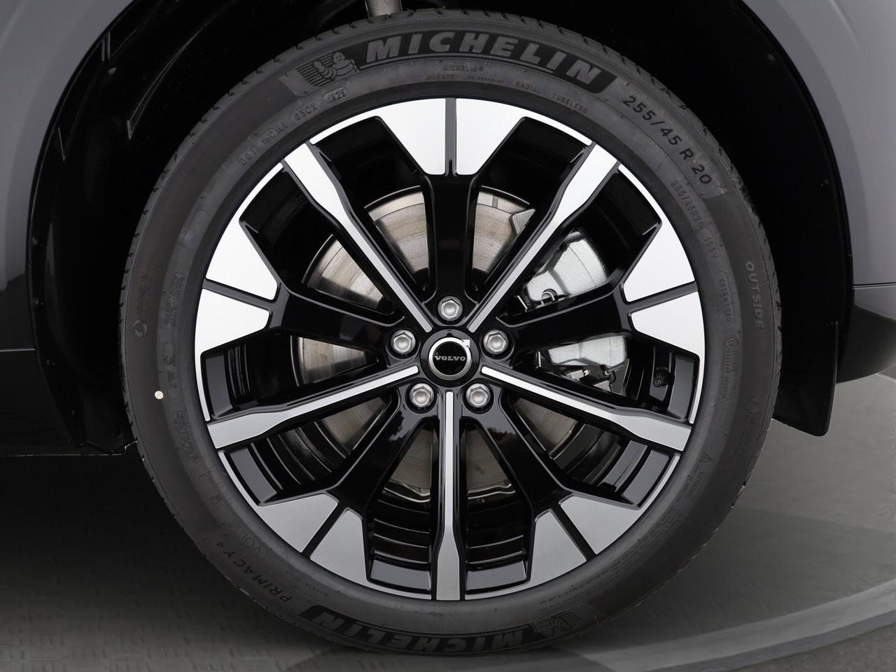 VOLVO XC60 2.0 T6 TE Plus Bright eAWD, Plug-in-Hybrid Benzin/Elektro, Neuwagen, Automatik - 6