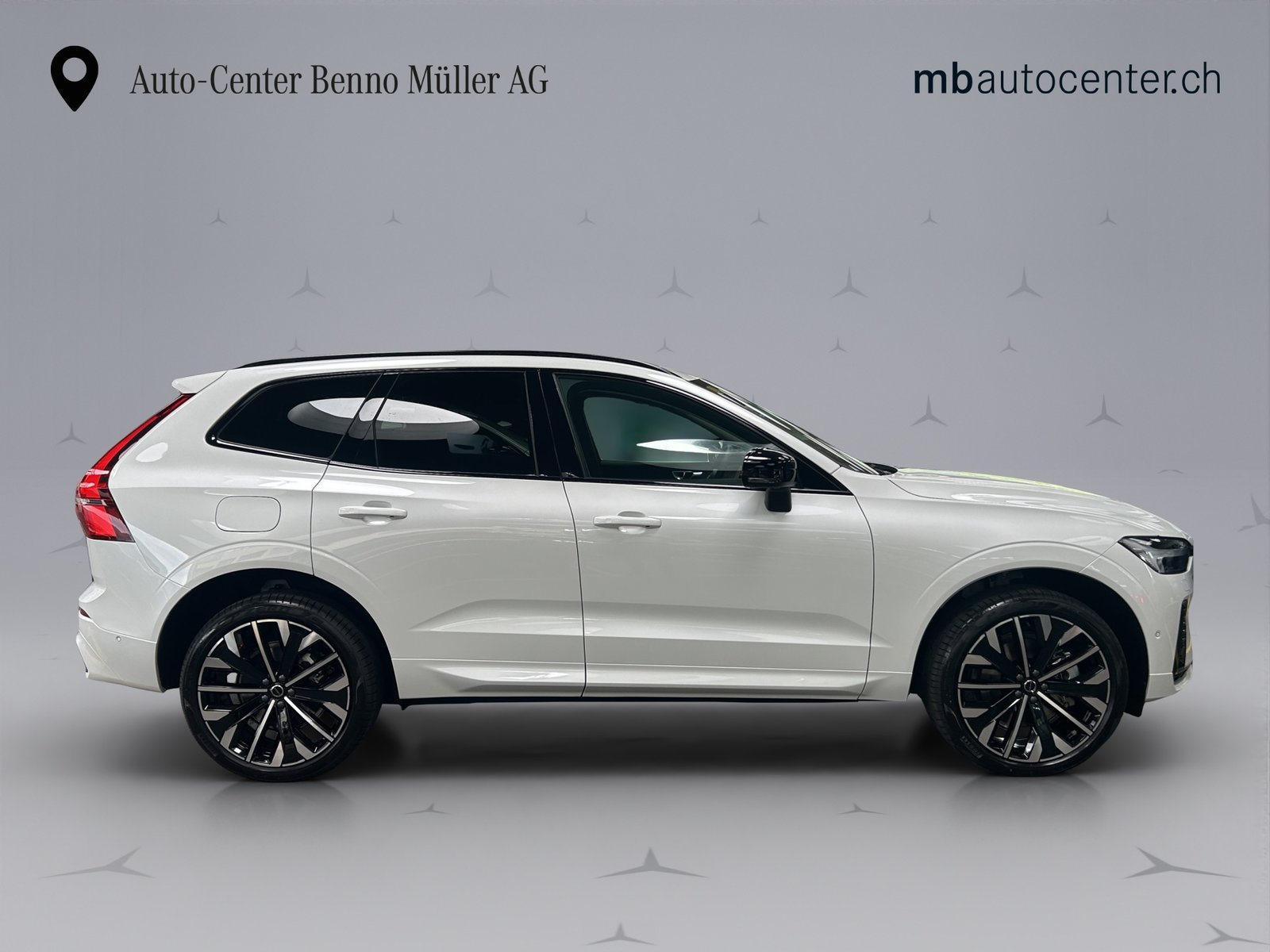 VOLVO XC60 2.0 T8 TE Ultra Dark eAWD, Hybride Rechargeable Essence/Électricité, Voiture nouvelle, Automatique - 6
