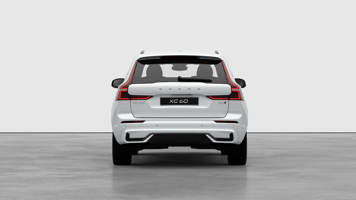 VOLVO XC60 2.0 B5 MH Ultra Dark AWD, Mild-Hybrid Petrol/Electric, New car, Automatic - 6