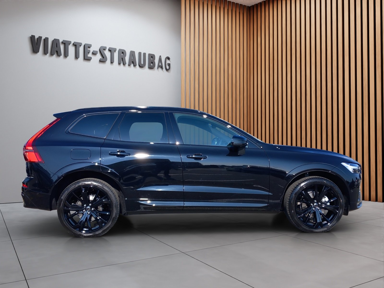 VOLVO XC60 2.0 B5 MH Black Edition AWD, Hybride Léger Essence/Électricité, Voiture nouvelle, Automatique - 3