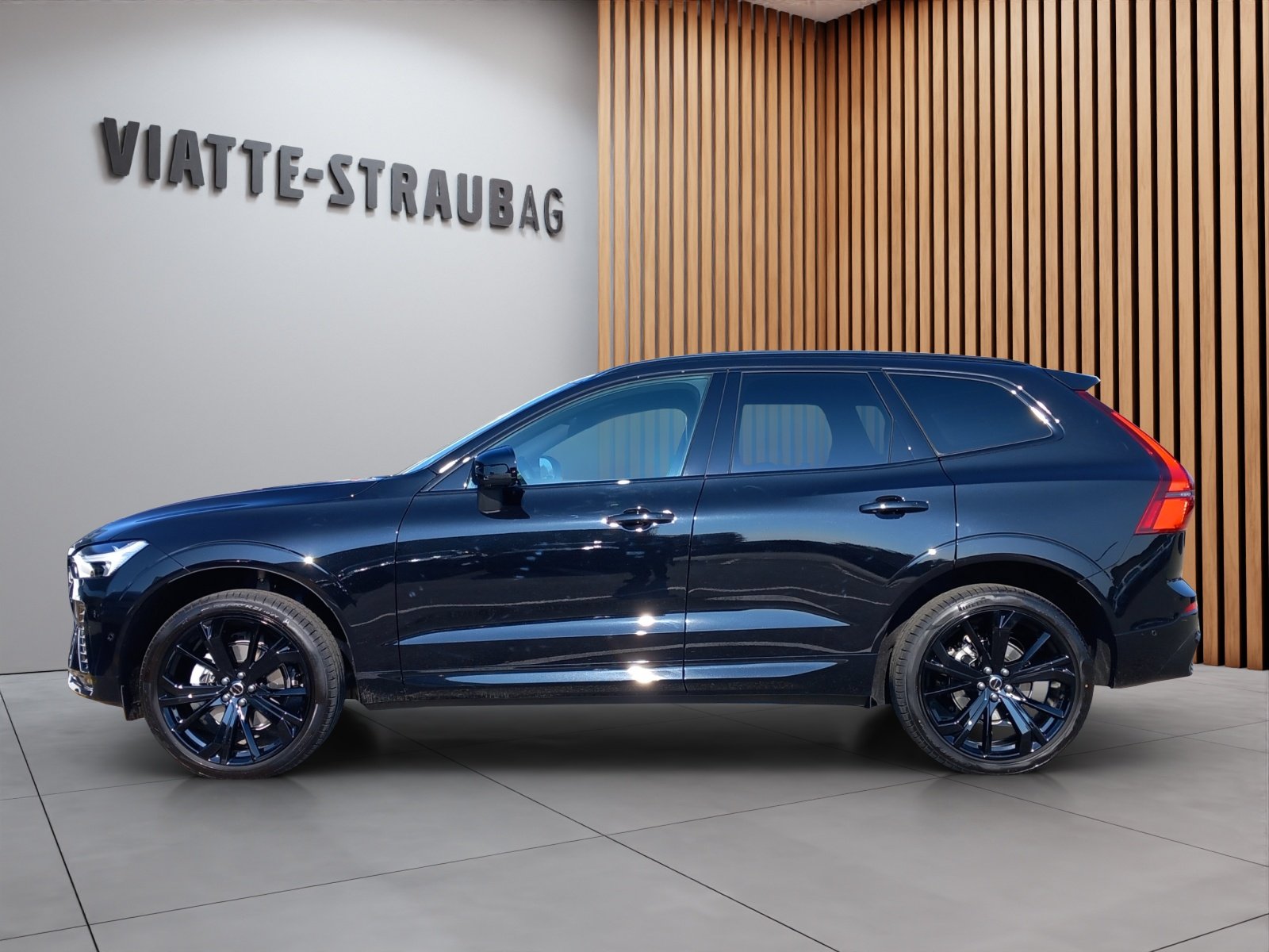 VOLVO XC60 2.0 B5 MH Black Edition AWD, Hybride Léger Essence/Électricité, Voiture nouvelle, Automatique - 4