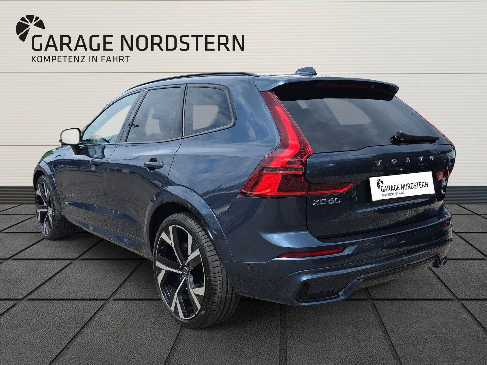 VOLVO XC60 2.0 T6 TE Ultra Dark eAWD, Plug-in-Hybrid Benzin/Elektro, Neuwagen, Automatik - 4