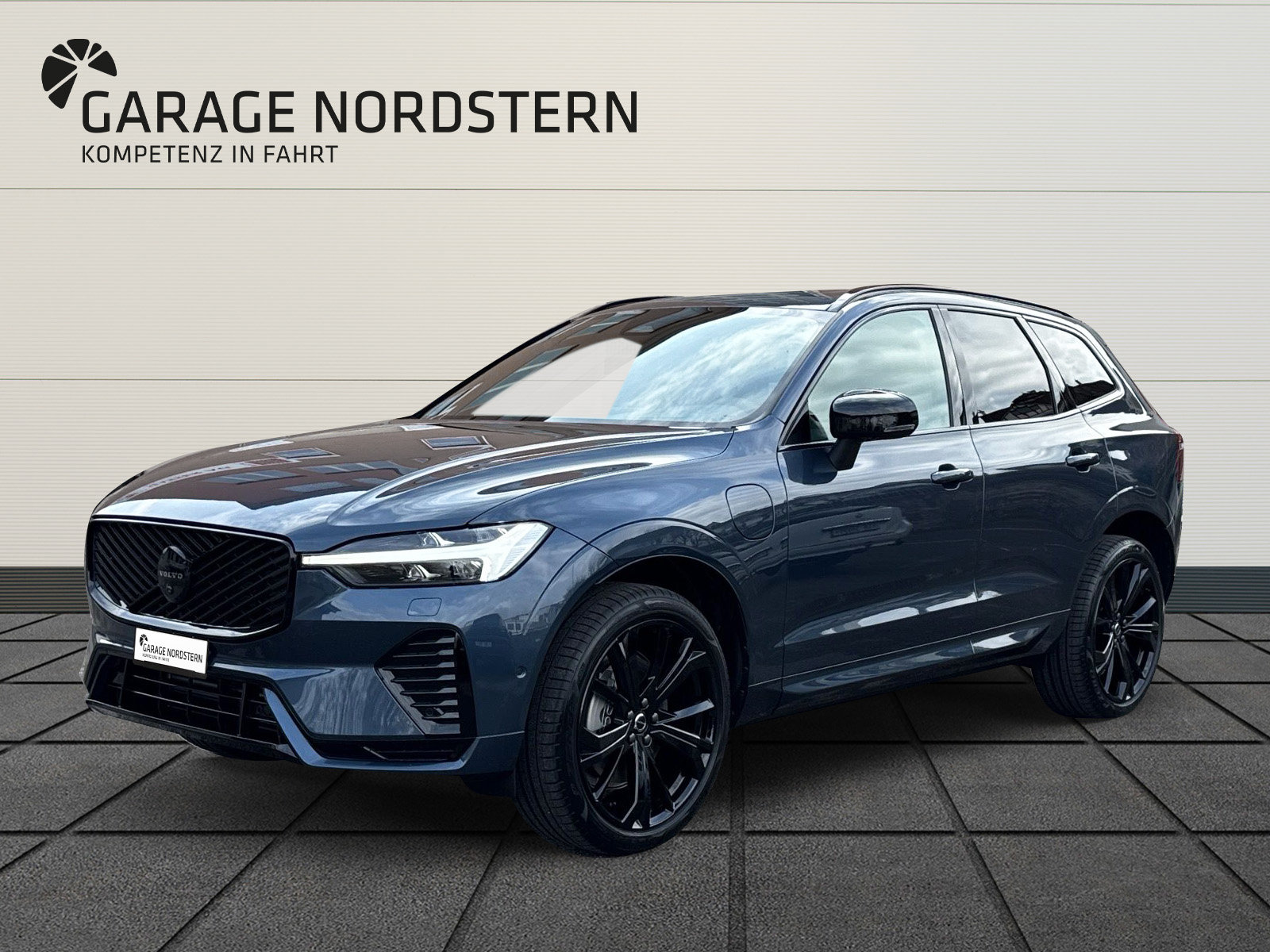 VOLVO XC60 2.0 T6 TE Black Edition eAWD
