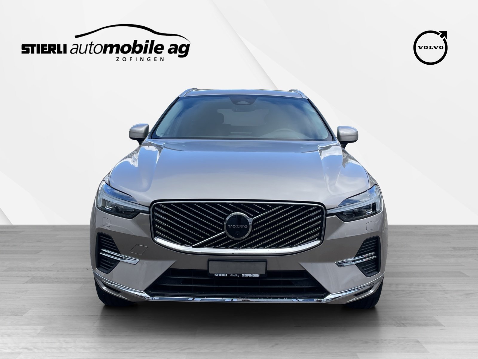 VOLVO XC60 2.0 T6 TE Ultra Bright eAWD, Plug-in-Hybrid Benzina/Elettrica, Auto nuove, Automatico - 2