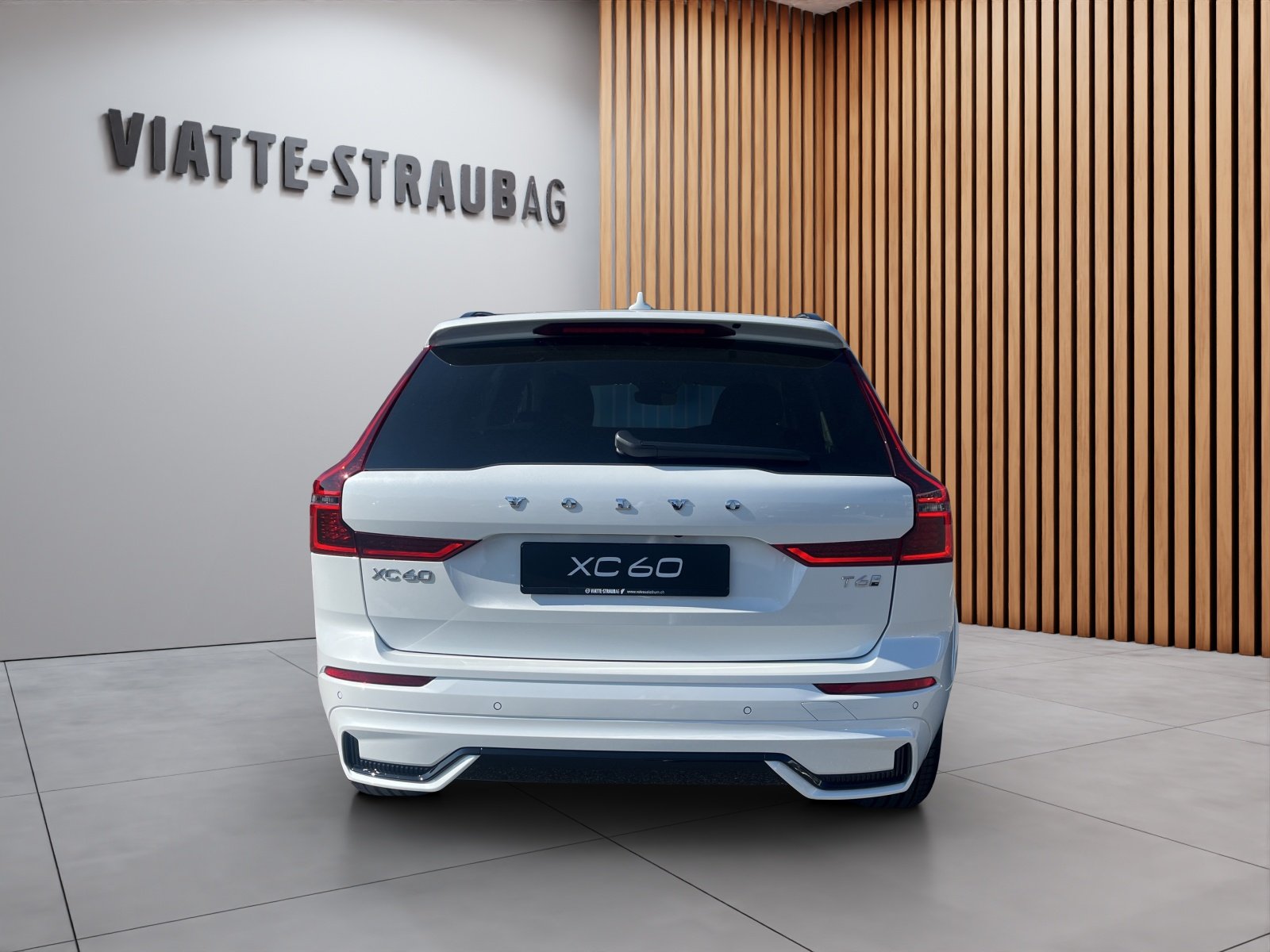 VOLVO XC60 2.0 T6 TE Ultra Dark eAWD, Hybride Rechargeable Essence/Électricité, Voiture nouvelle, Automatique - 4