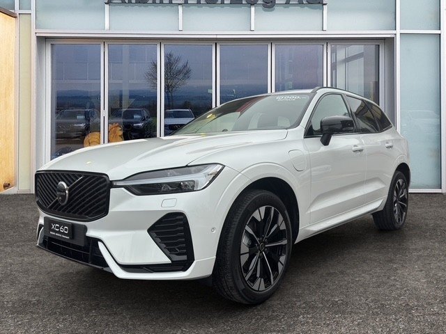 VOLVO XC60 2.0 T6 TE Ultra Dark eAWD