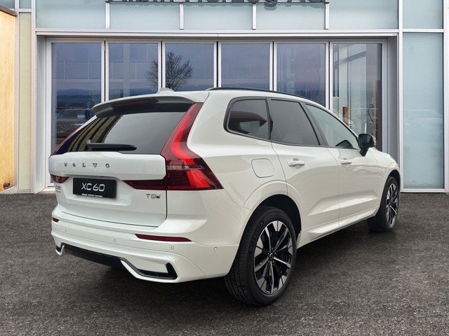 VOLVO XC60 2.0 T6 TE Ultra Dark eAWD, Hybride Rechargeable Essence/Électricité, Voiture nouvelle, Automatique - 4