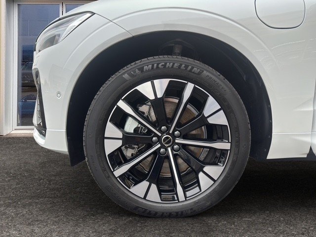 VOLVO XC60 2.0 T6 TE Ultra Dark eAWD, Hybride Rechargeable Essence/Électricité, Voiture nouvelle, Automatique - 7
