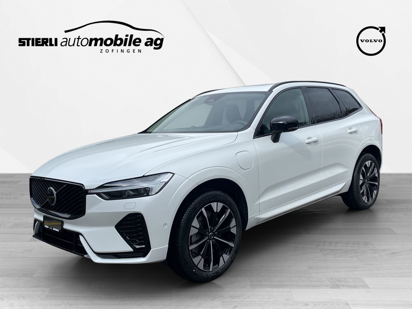 VOLVO XC60 2.0 T6 TE Ultra Dark eAWD