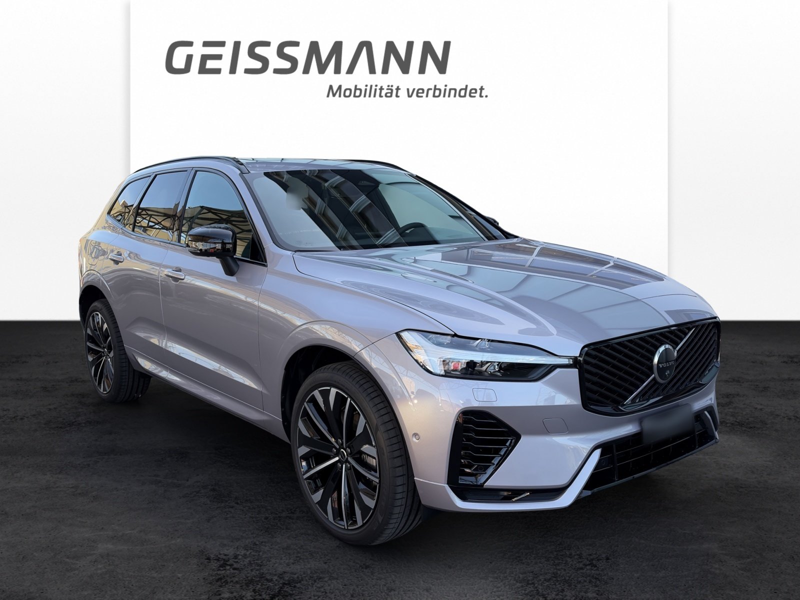 VOLVO XC60 2.0 T8 TE Ultra Dark eAWD, Hybride Rechargeable Essence/Électricité, Voiture nouvelle, Automatique - 2