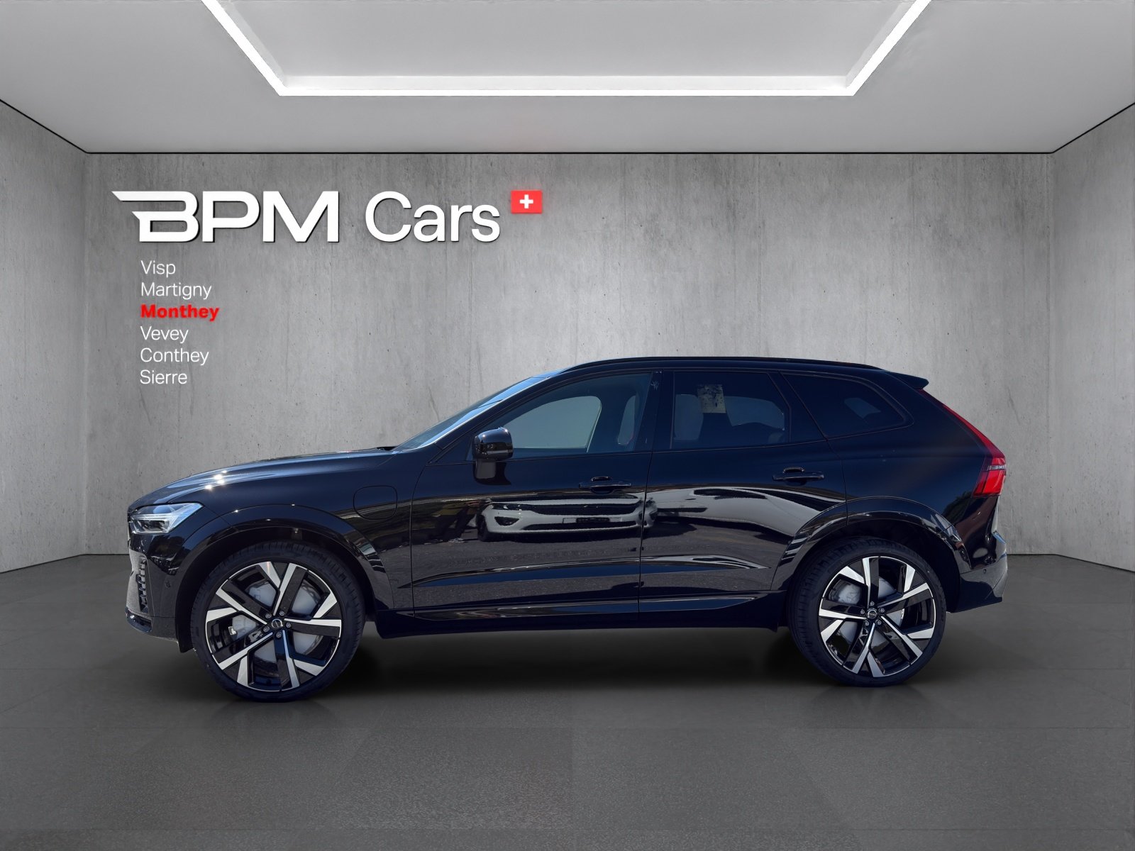 VOLVO XC60 T8 eAWD PluginHybrid Ultra Dark Geartronic, Plug-in-Hybrid Benzin/Elektro, Neuwagen, Automatik - 2