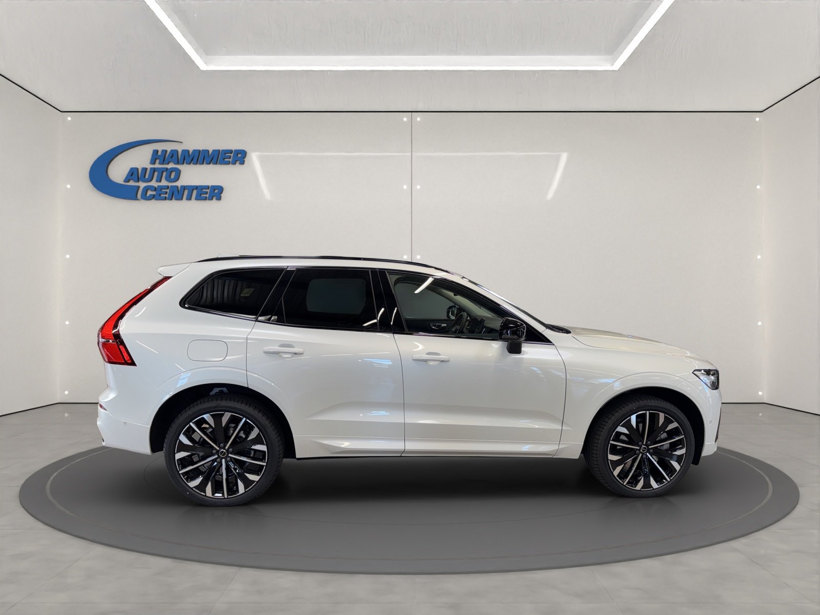 VOLVO XC60 2.0 T8 TE Ultra Dark eAWD, Hybride Rechargeable Essence/Électricité, Voiture nouvelle, Automatique - 7