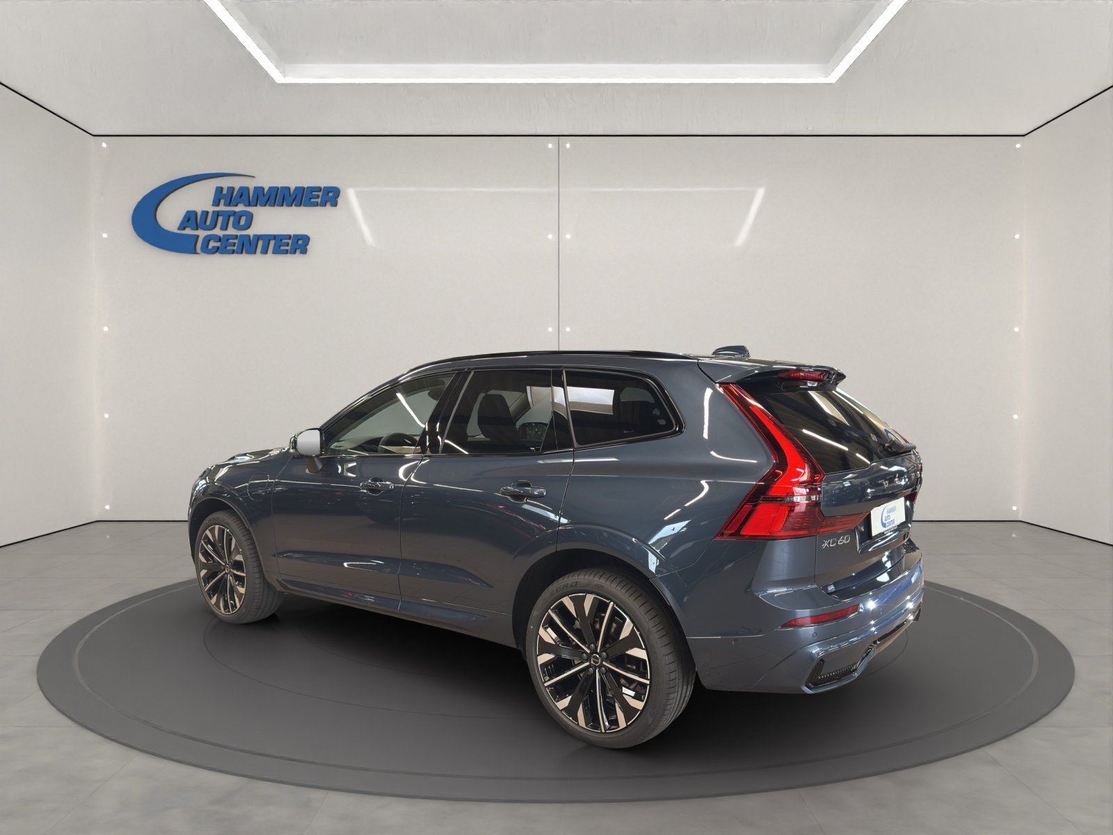 VOLVO XC60 2.0 T8 TE Ultra Dark eAWD, Plug-in-Hybrid Benzin/Elektro, Neuwagen, Automatik - 4