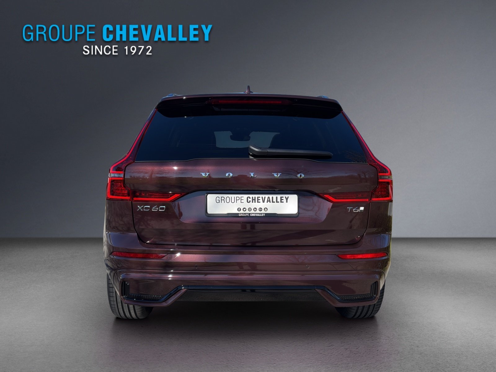 VOLVO XC60 T6 eAWD PluginHybrid Ultra Dark Geartronic, Hybride Rechargeable Essence/Électricité, Voiture nouvelle, Automatique - 5