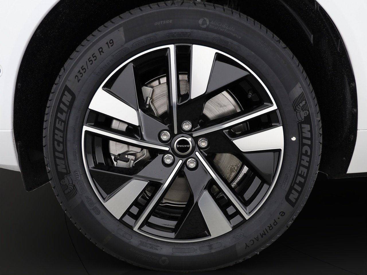 VOLVO XC60 2.0 T6 TE Plus Dark eAWD, Plug-in-Hybrid Petrol/Electric, New car, Automatic - 5