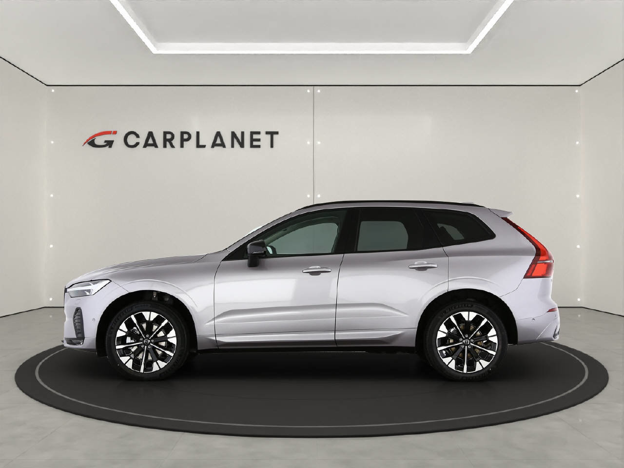 VOLVO XC60 2.0 B5 MH Ultra Dark AWD, Mild-Hybrid Petrol/Electric, New car, Automatic - 2