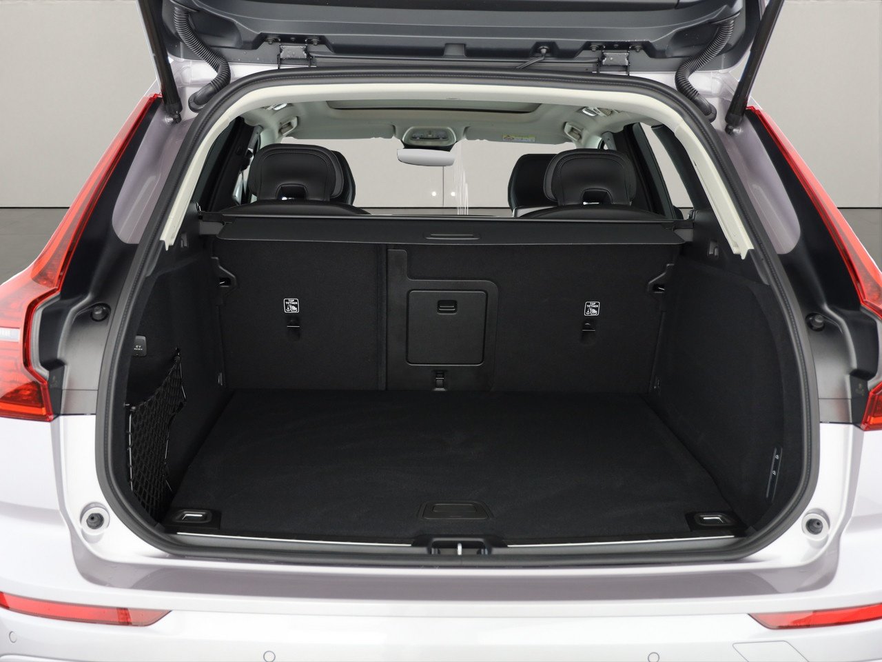 VOLVO XC60 2.0 T6 TE Ultra Dark eAWD, Hybride Rechargeable Essence/Électricité, Voiture nouvelle, Automatique - 6