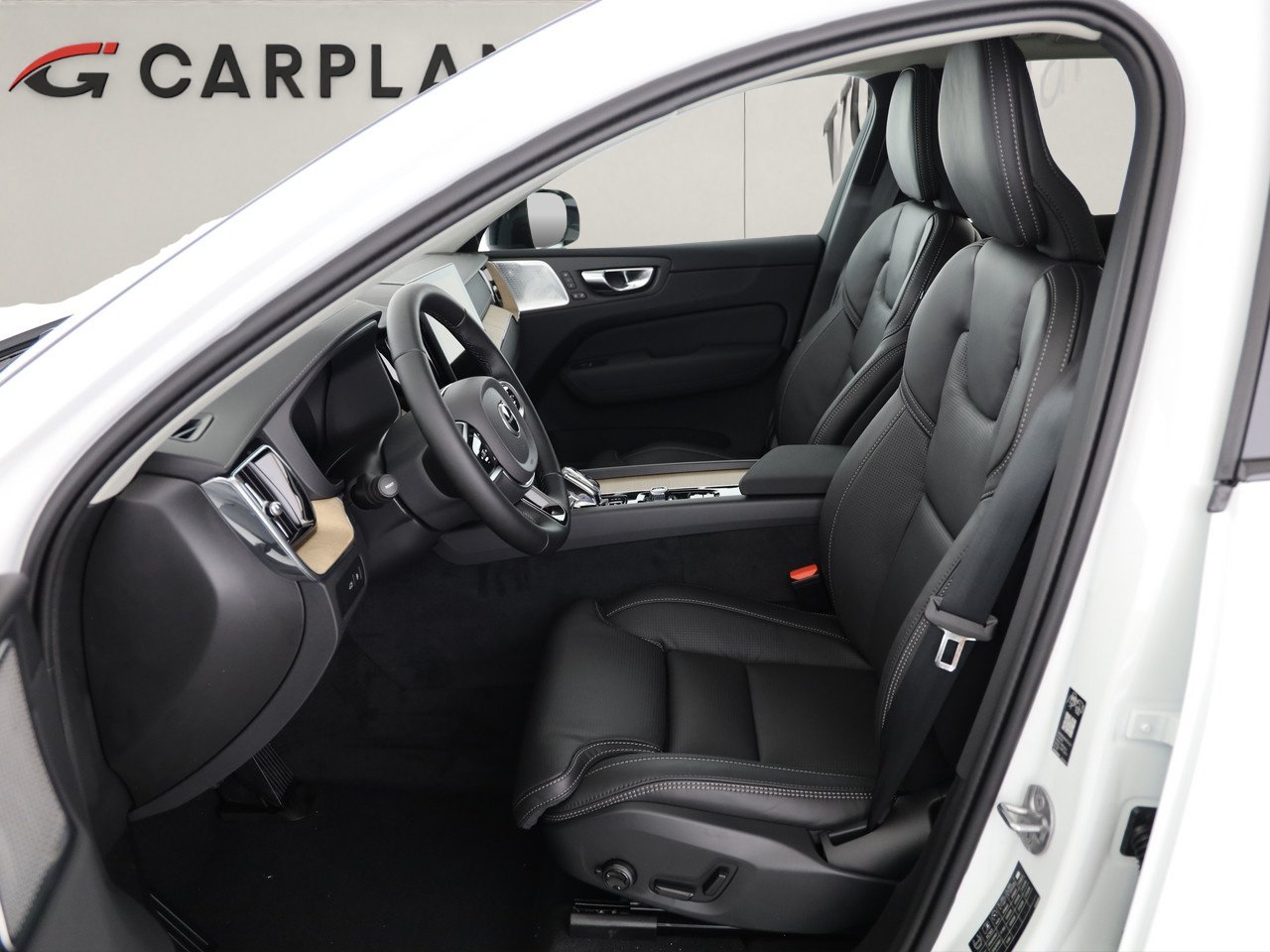 VOLVO XC60 2.0 T8 TE Ultra Dark eAWD, Hybride Rechargeable Essence/Électricité, Voiture nouvelle, Automatique - 7