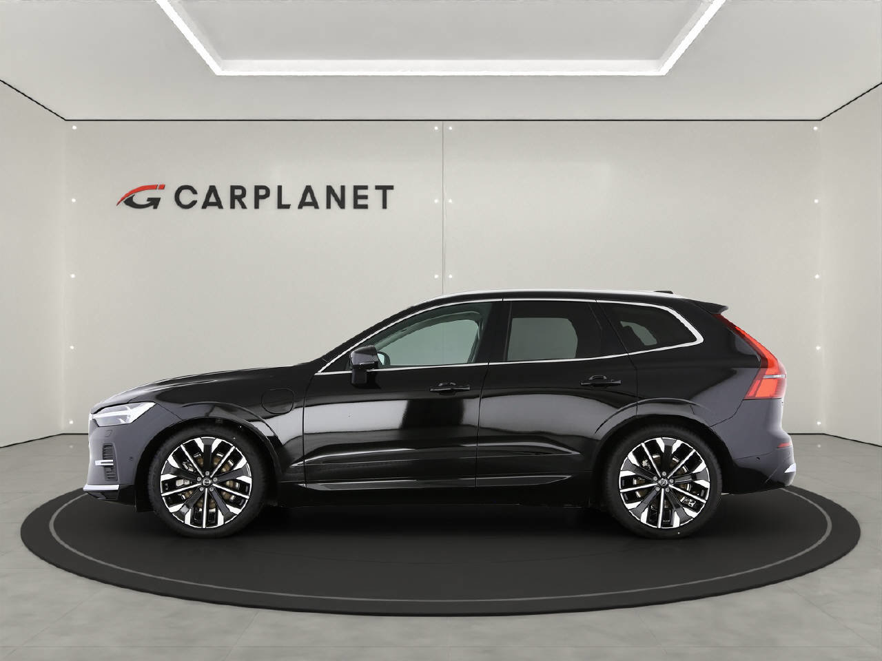 VOLVO XC60 2.0 T6 TE Ultra Bright eAWD, Plug-in-Hybrid Petrol/Electric, New car, Automatic - 2