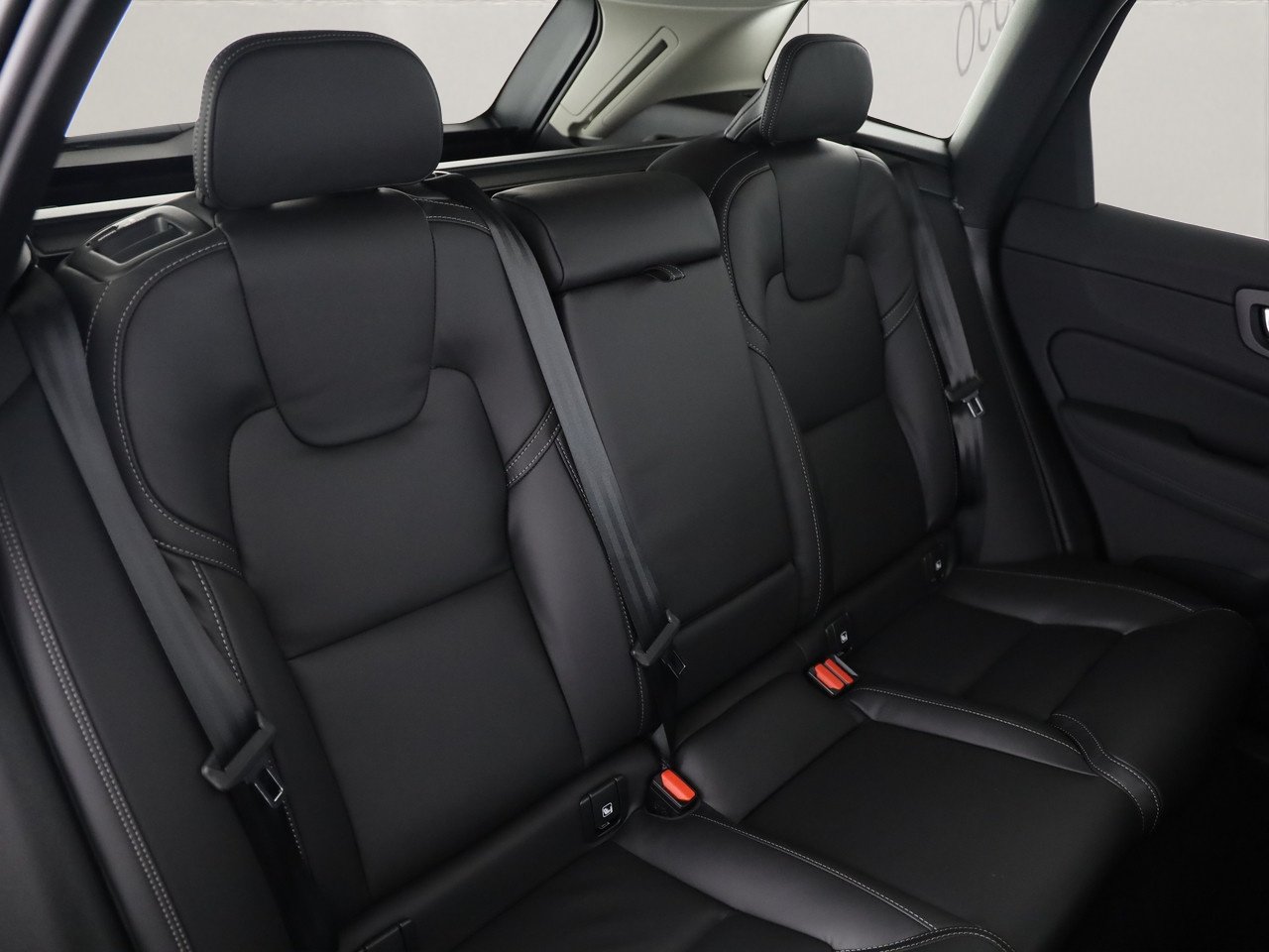 VOLVO XC60 2.0 T6 TE Ultra Bright eAWD, Plug-in-Hybrid Petrol/Electric, New car, Automatic - 6