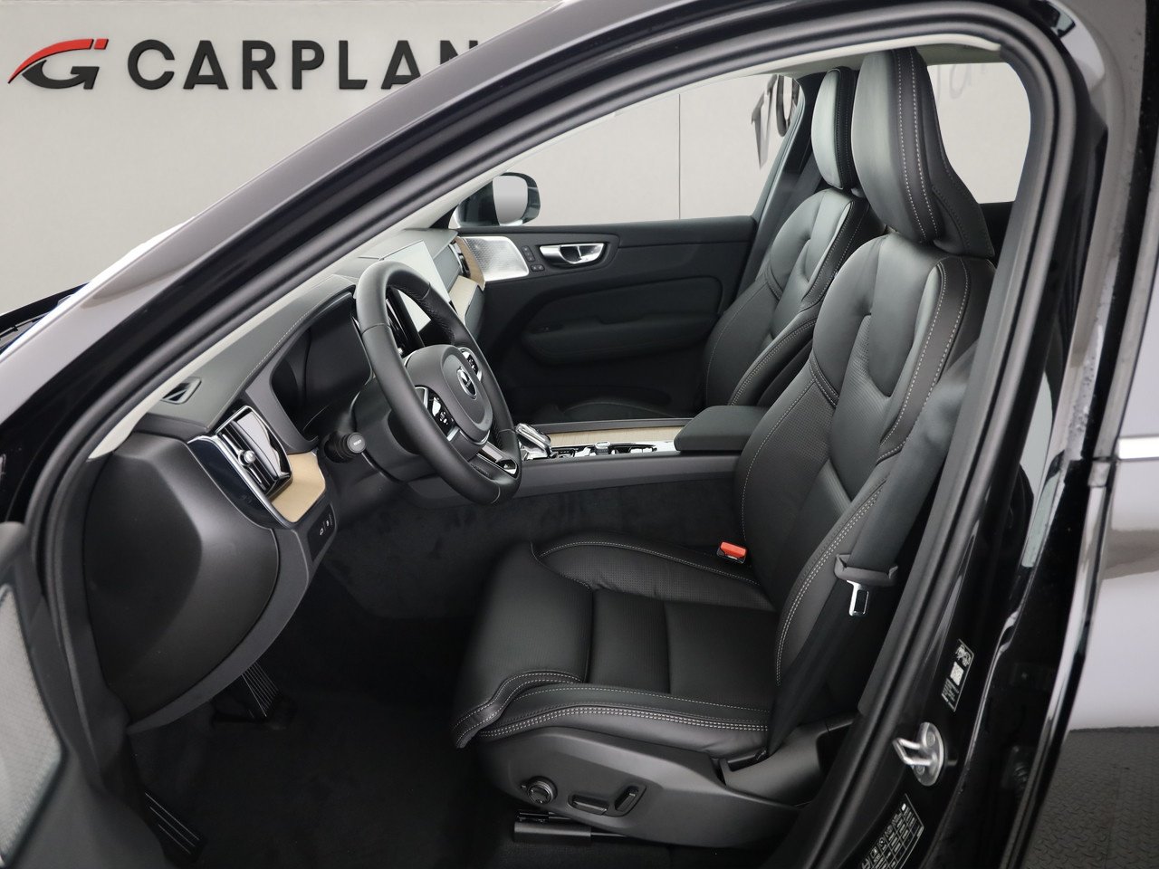 VOLVO XC60 2.0 T6 TE Ultra Bright eAWD, Plug-in-Hybrid Petrol/Electric, New car, Automatic - 7