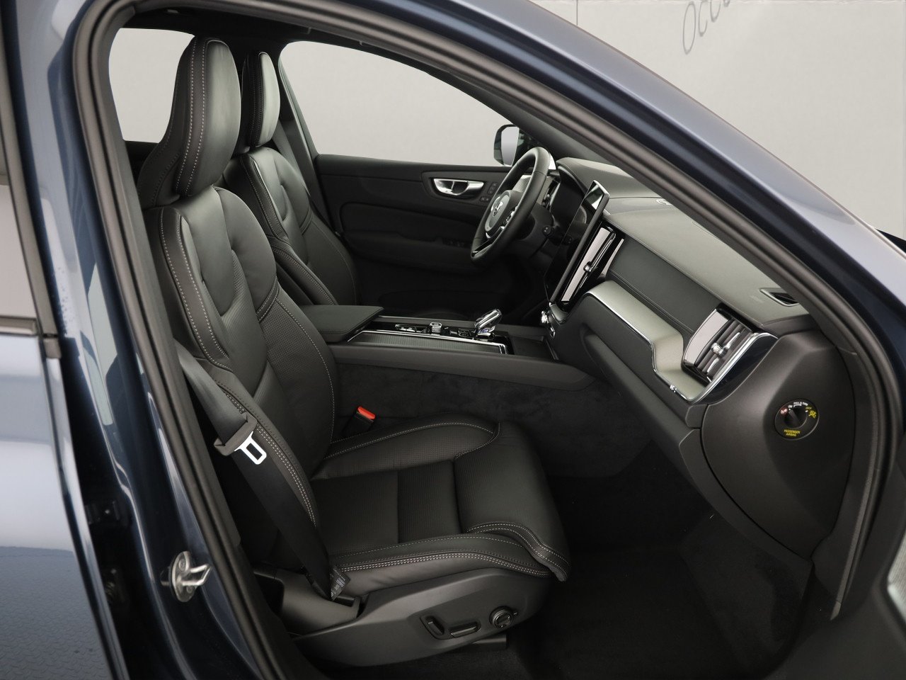 VOLVO XC60 2.0 T8 TE Black Edition eAWD, Hybride Rechargeable Essence/Électricité, Voiture nouvelle, Automatique - 7