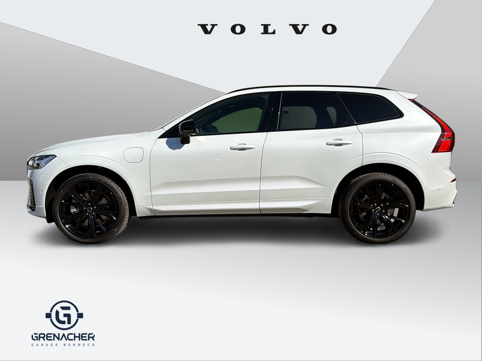 VOLVO XC60 2.0 T6 TE Black Edition eAWD, Plug-in-Hybrid Benzina/Elettrica, Auto nuove, Automatico - 2