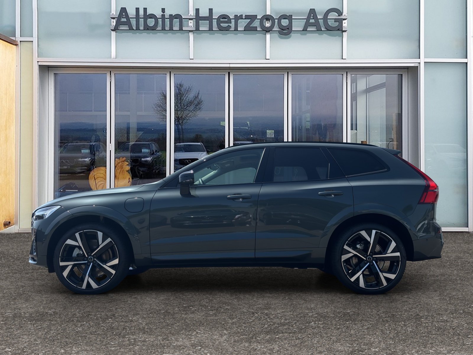 VOLVO XC60 2.0 T8 TE Ultra Dark eAWD, Plug-in-Hybrid Benzina/Elettrica, Auto nuove, Automatico - 2