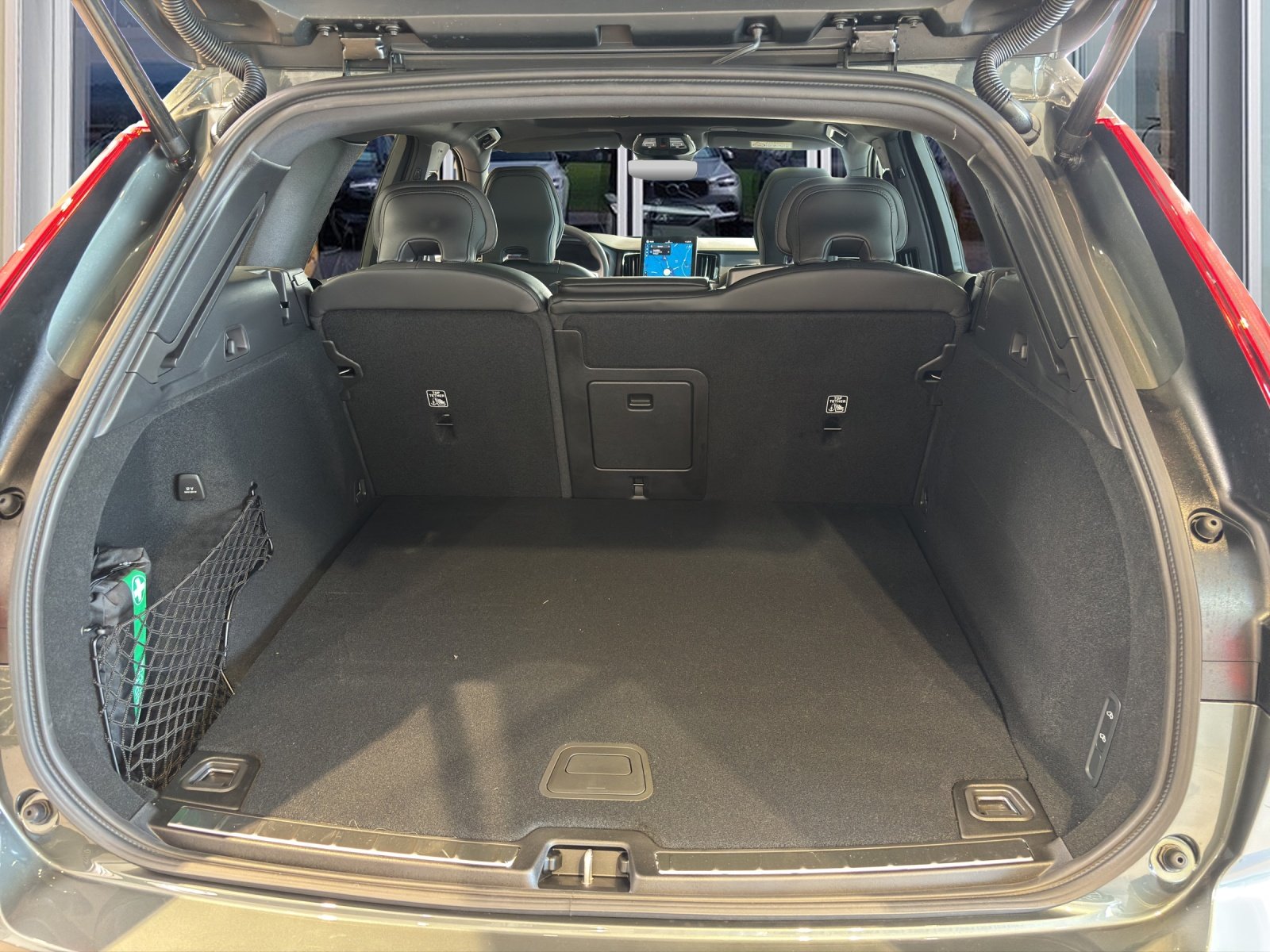 VOLVO XC60 2.0 T8 TE Ultra Dark eAWD, Plug-in-Hybrid Benzina/Elettrica, Auto nuove, Automatico - 7
