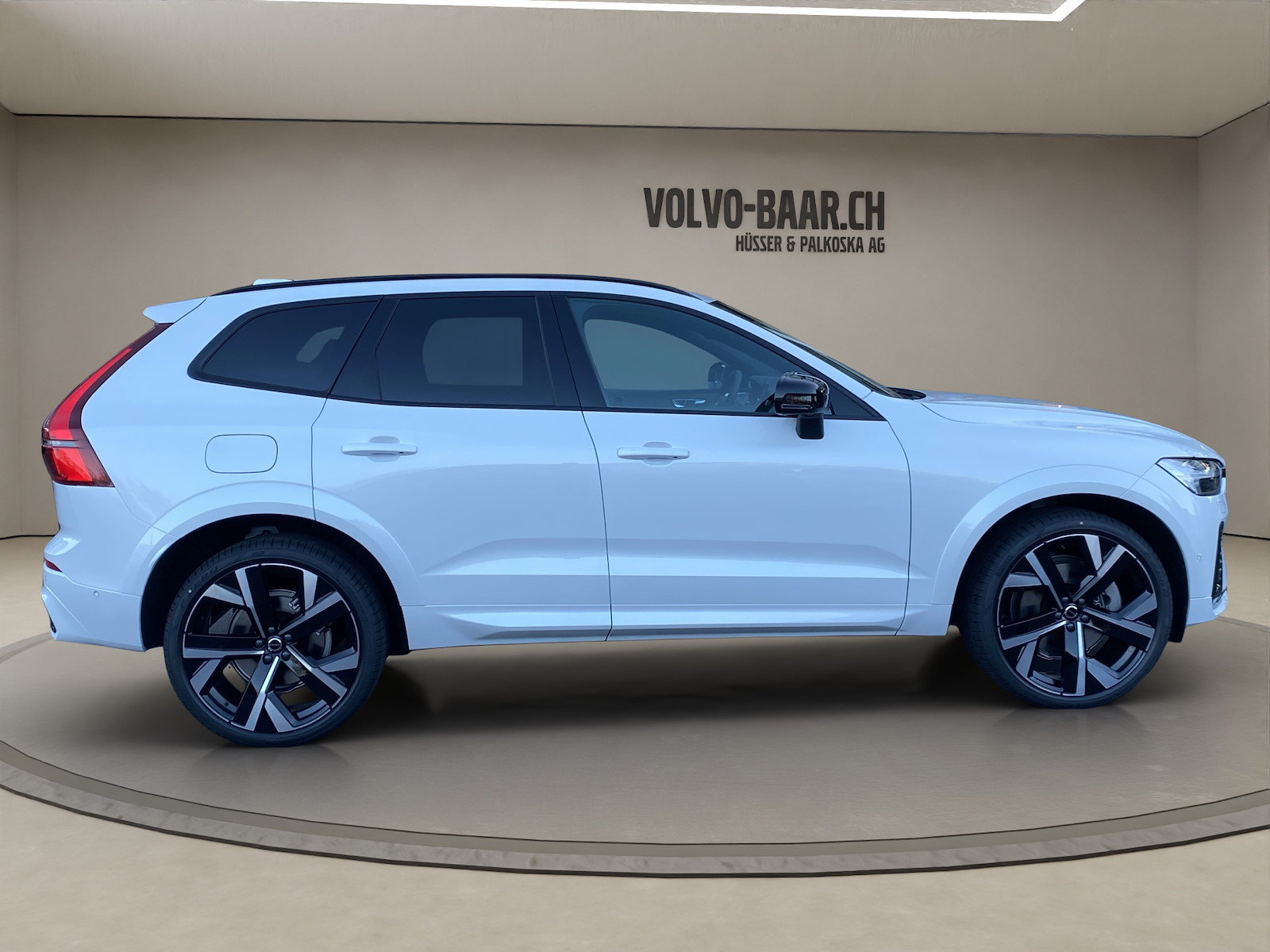 VOLVO XC60 2.0 B5 MH Black Edition AWD, Mild-Hybrid Benzin/Elektro, Neuwagen, Automatik - 6