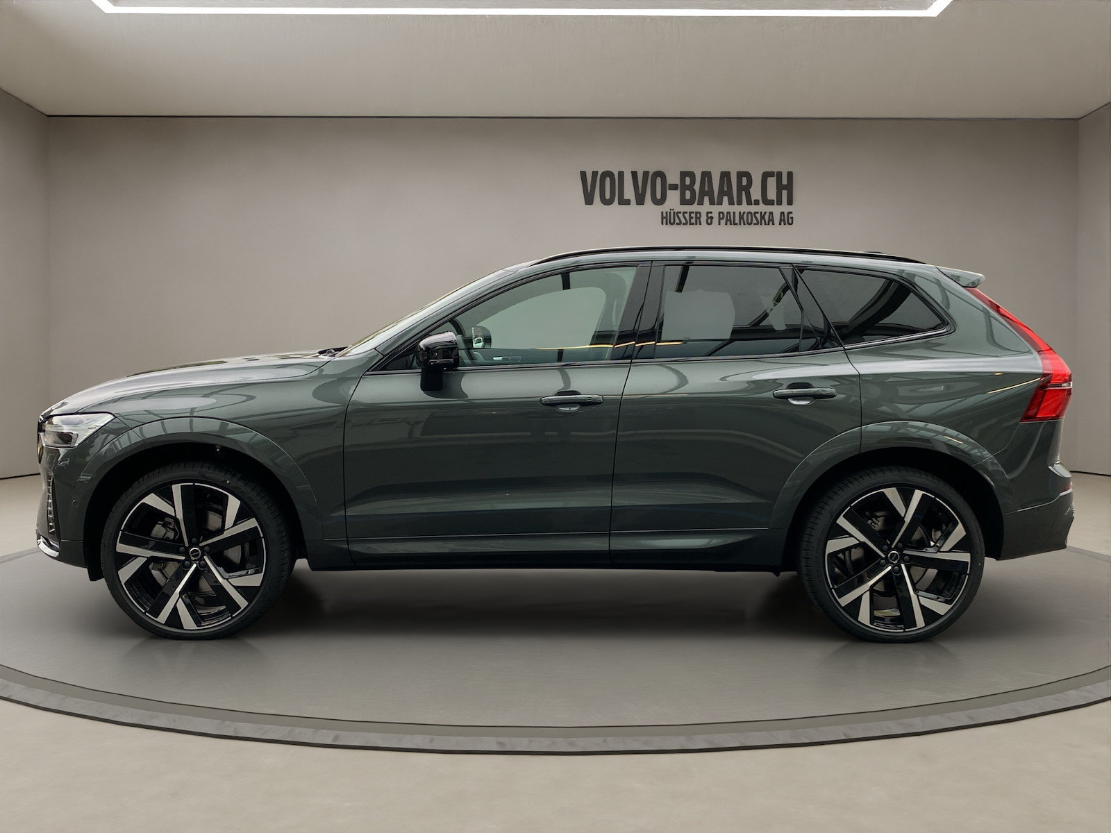 VOLVO XC60 2.0 B5 MH Ultra Dark AWD, Hybride Léger Essence/Électricité, Voiture nouvelle, Automatique - 2