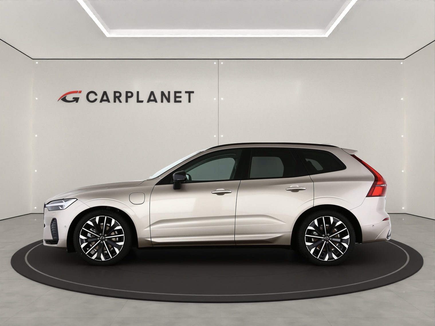 VOLVO XC60 2.0 T8 TE Ultra Bright eAWD, Hybride Rechargeable Essence/Électricité, Voiture nouvelle, Automatique - 2