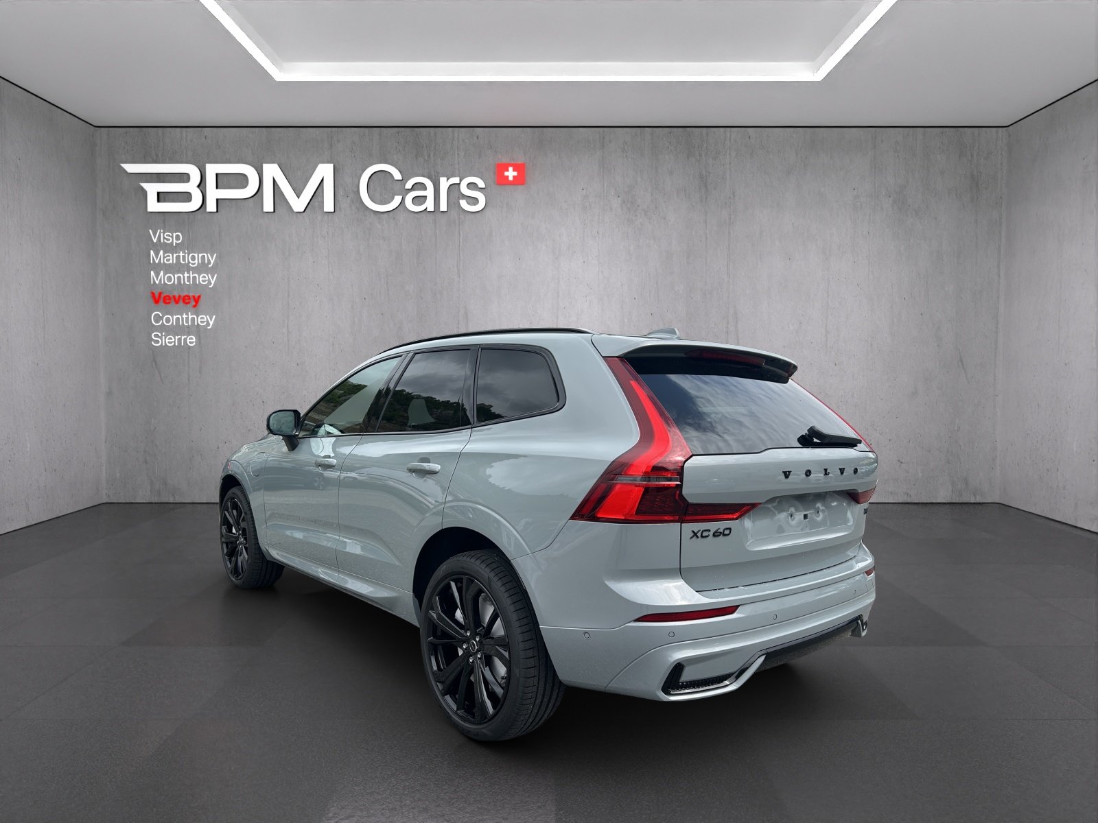 VOLVO XC60 T8 eAWD PluginHybrid Black Edition Geartronic, Plug-in-Hybrid Benzina/Elettrica, Auto nuove, Automatico - 3