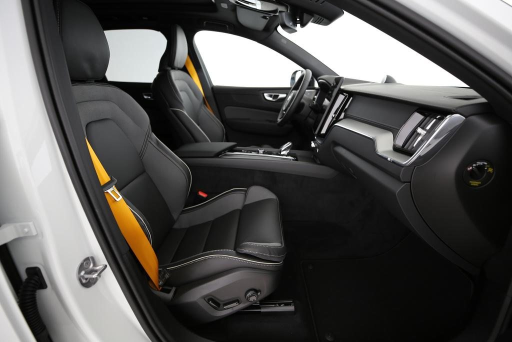 VOLVO XC60 2.0 T8 TE Polestar eAWD, Plug-in-Hybrid Petrol/Electric, New car, Automatic - 5