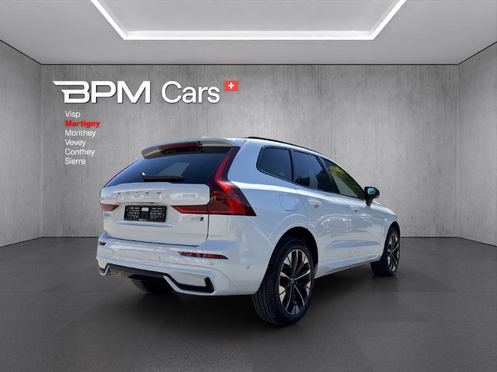 VOLVO XC60 2.0 B5 MH Ultra Dark AWD, Mild-Hybrid Benzin/Elektro, Neuwagen, Automatik - 4