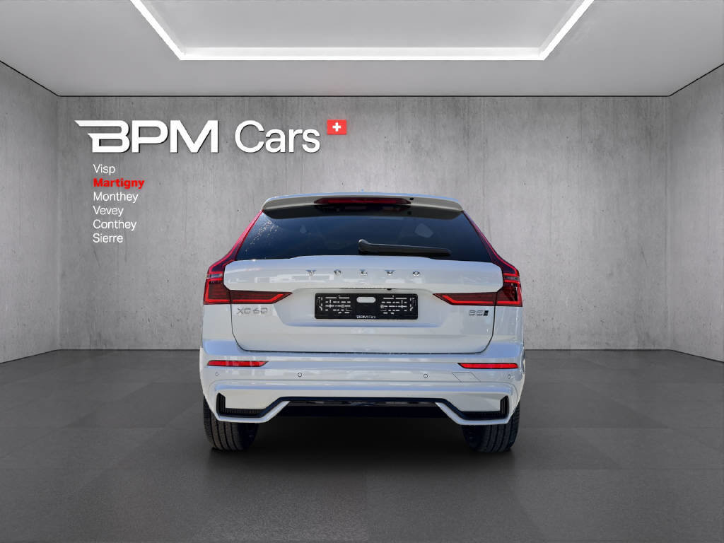 VOLVO XC60 2.0 B5 MH Ultra Dark AWD, Mild-Hybrid Benzin/Elektro, Neuwagen, Automatik - 5