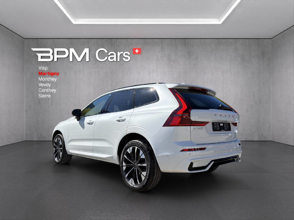 VOLVO XC60 2.0 B5 MH Ultra Dark AWD, Mild-Hybrid Benzin/Elektro, Neuwagen, Automatik - 6