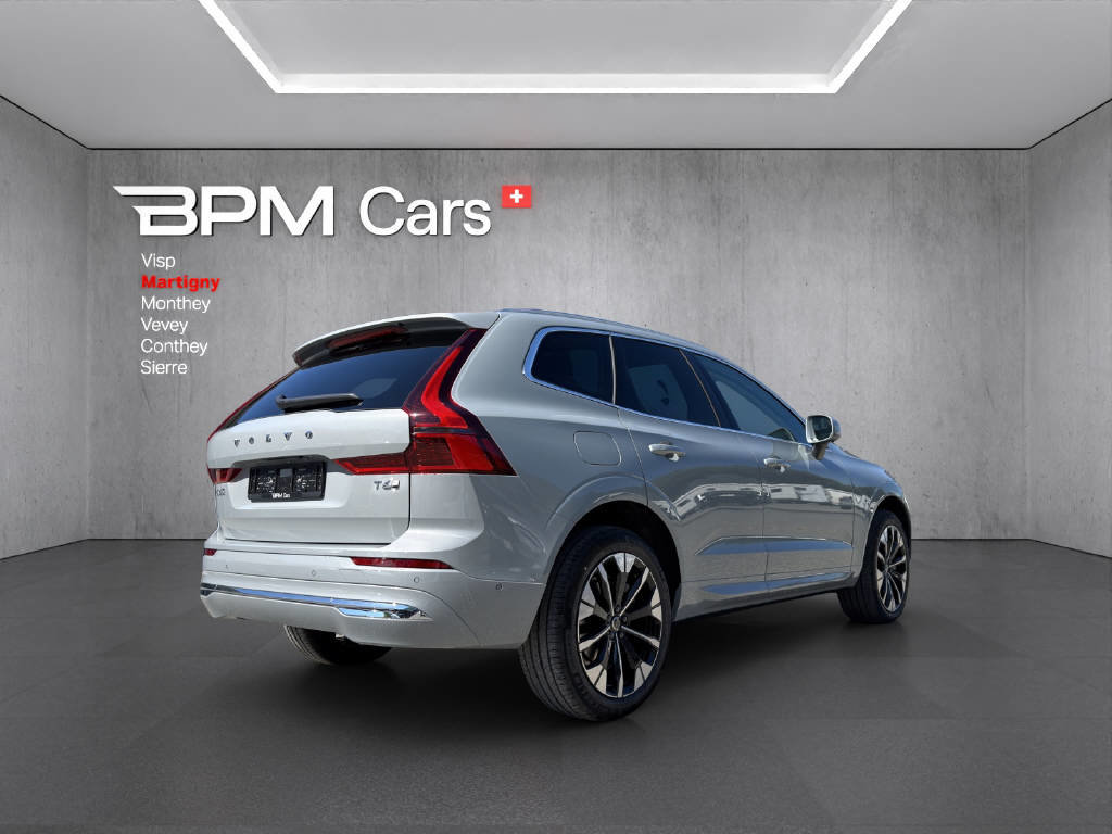 VOLVO XC60 2.0 T6 TE Ultra Bright eAWD, Hybride Rechargeable Essence/Électricité, Voiture nouvelle, Automatique - 4