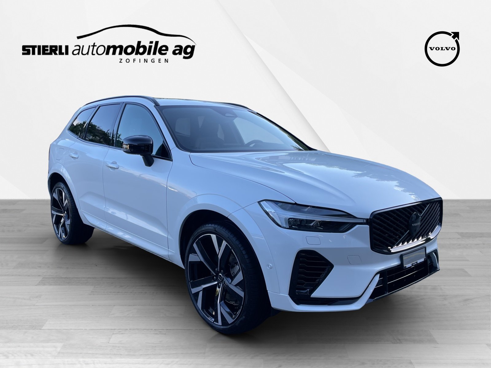 VOLVO XC60 2.0 T6 TE Black Edition eAWD, Plug-in-Hybrid Petrol/Electric, New car, Automatic - 3